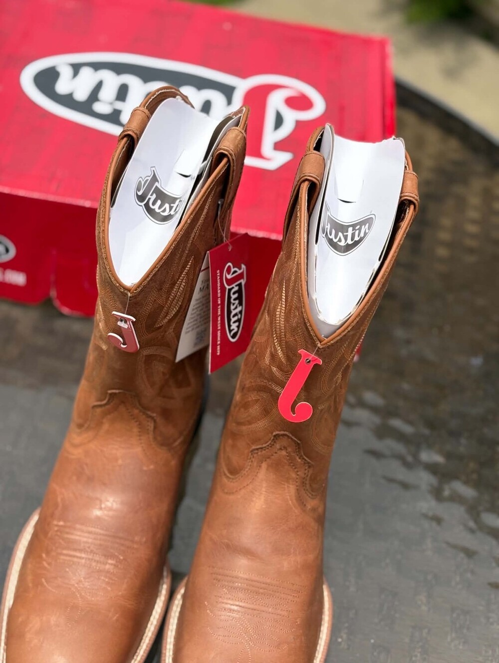 Justin Mens Brown Leather Cowboy Boots - Size 14 - Picture 5 of 5